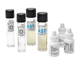 broth-and-reagents_RC_DS_IDS_0916-0006.jpg